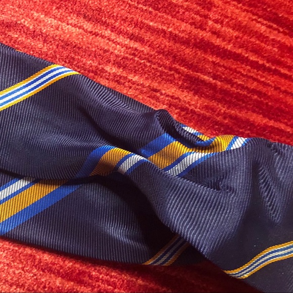 Beautiful blue and yellow striped Wembley tie - Picture 4 of 4